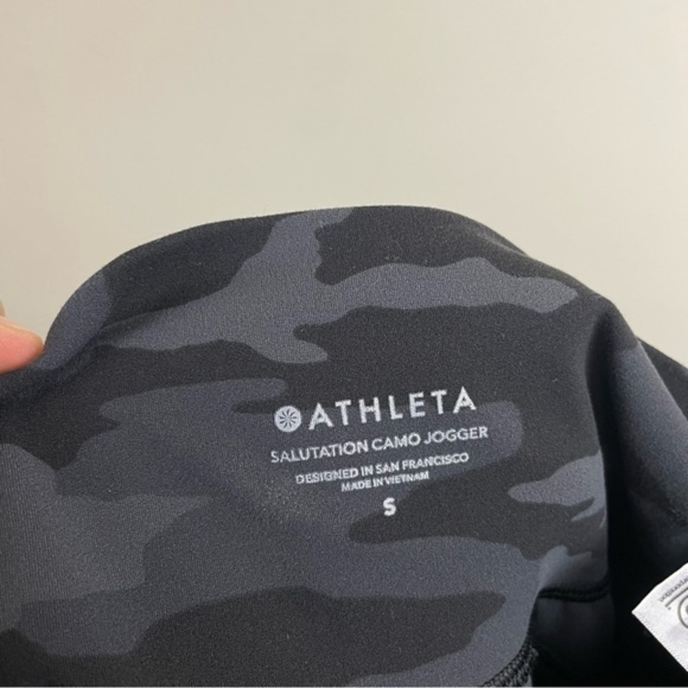 Athleta‎ Salutation Camo Jogger Black - Picture 10 of 13